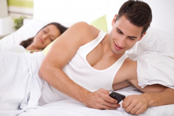 Ecco 8 ragioni per cui si tradisce il proprio partner