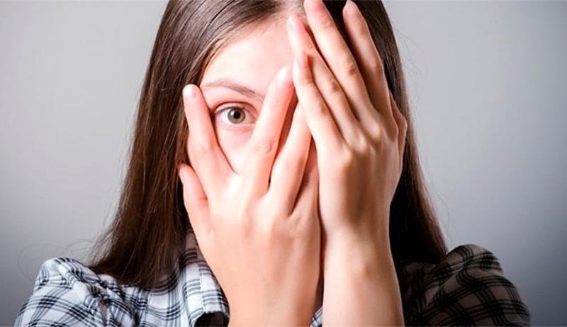 I sintomi della tripofobia sono comuni a tante altre fobie