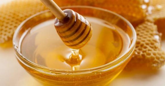 Il succo di questa radice è eccezionale contro tosse, mal di gola, influenza e raffreddore