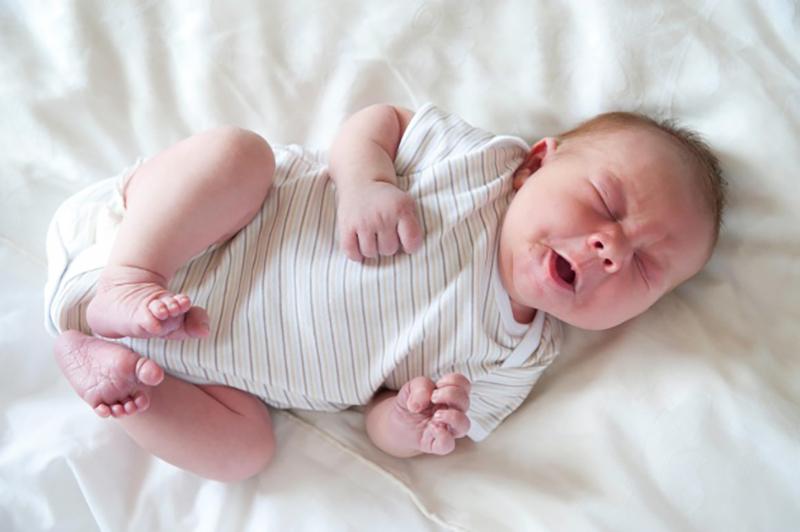 Riflesso di Moro nel neonato: cos’è e quando scompare solitamente