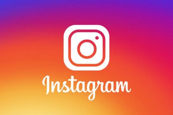 Fa una scoperta shock su Instagram: dire che suo marito è nei guai è dire poco