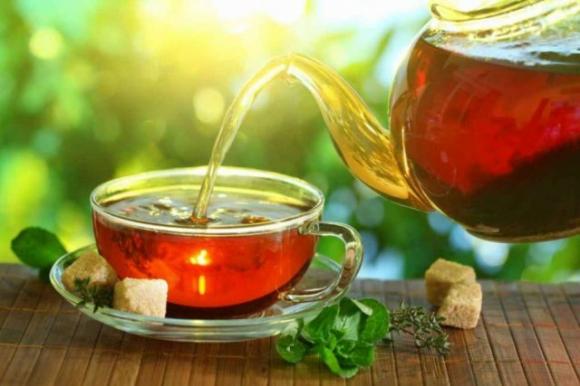 Ecco 10 modi eccezionali per utilizzare una bustina di tè ai quali non avresti mai pensato!