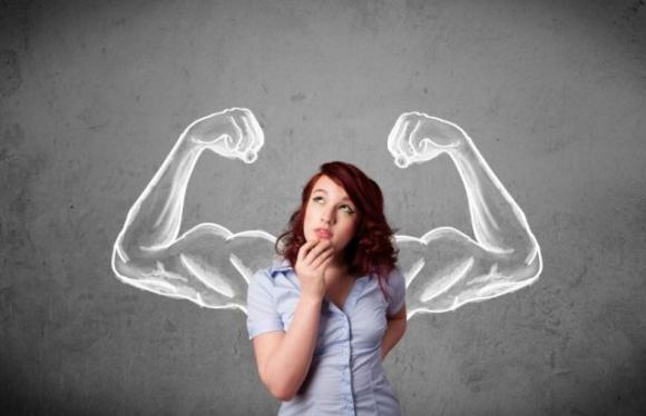 Le donne forti preferiscono stare da sole che perdere tempo con persone così