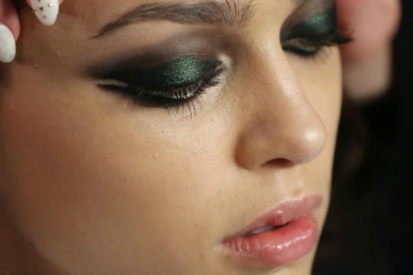 Hai il naso grosso? Ecco alcuni consigli di make up per renderlo più carino