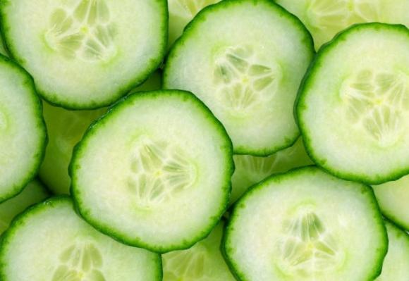 Come ridurre l’acido urico e i dolori articolari in modo naturale