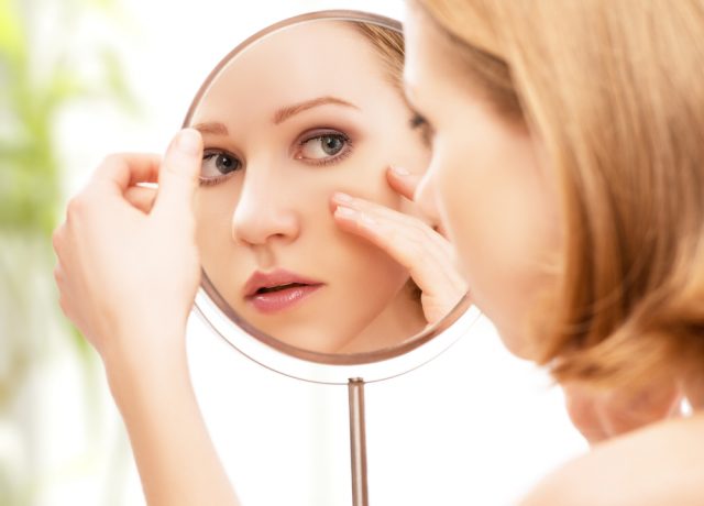 Come eliminare i brufoli dal viso