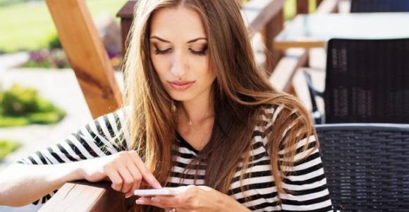 Alcuni trucchi di manipolazione usati dalle donne che gli uomini non hanno ancora scoperto