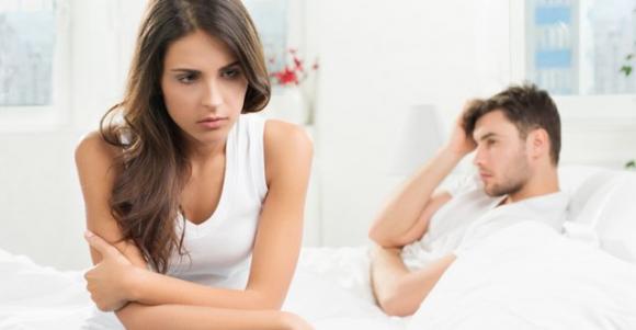 Alcuni trucchi di manipolazione usati dalle donne che gli uomini non hanno ancora scoperto