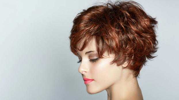 Come pettinare i capelli medio corti: alcune idee semplici e veloci