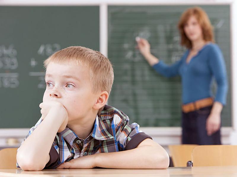 Disturbo dell’attenzione nei bambini: la diagnosi dell’ADHD e cura