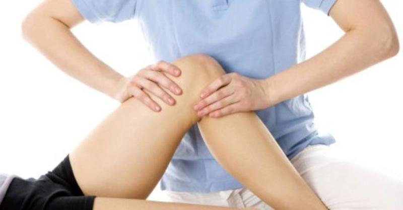 Lo specialista potrà valutare e riconoscere le cause del ginocchio gonfio