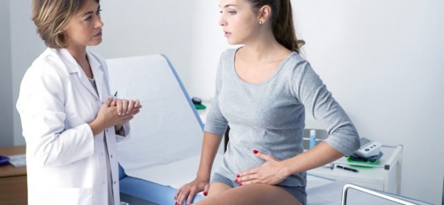 Se le perdite di sangue prima delle mestruazioni si verificano spesso è il caso di chiedere aiuto ad un ginecologo