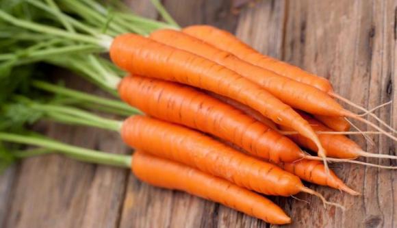 La combinazione di questi tre alimenti depurerà il tuo fegato e ti restituirà la vista.