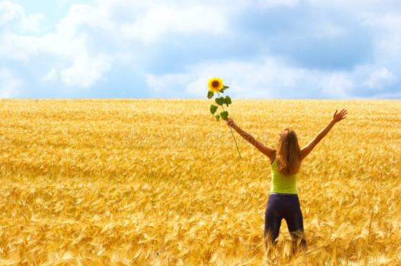 Le donne che rimangono single più a lungo sono più felici