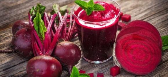 La combinazione di questi tre alimenti depurerà il tuo fegato e ti restituirà la vista.