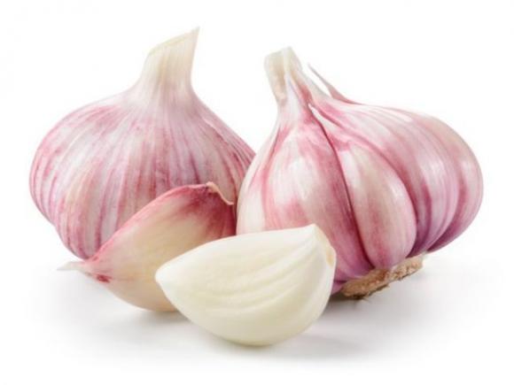 Ecco alcuni rimedi naturali per la crescita veloce delle unghie