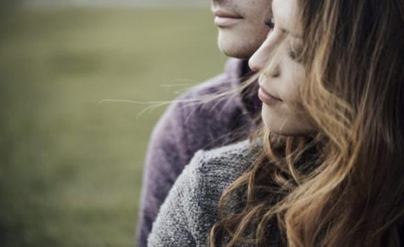 Ecco come capire se il tuo uomo vuole una relazione seria