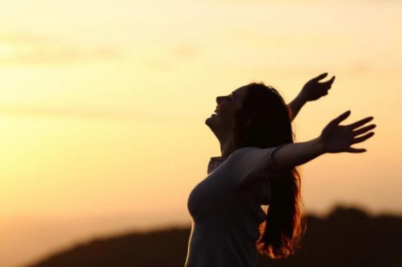 Ecco come essere la donna di cui un uomo ha veramente bisogno