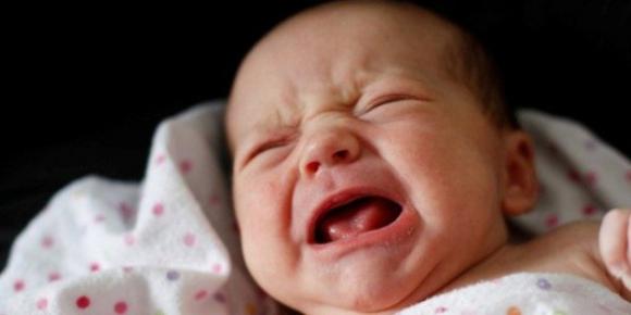 Ecco come calmare un bambino che piange