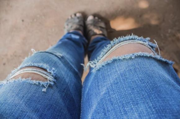 Ecco come scegliere il paio di jeans perfetto senza provarli