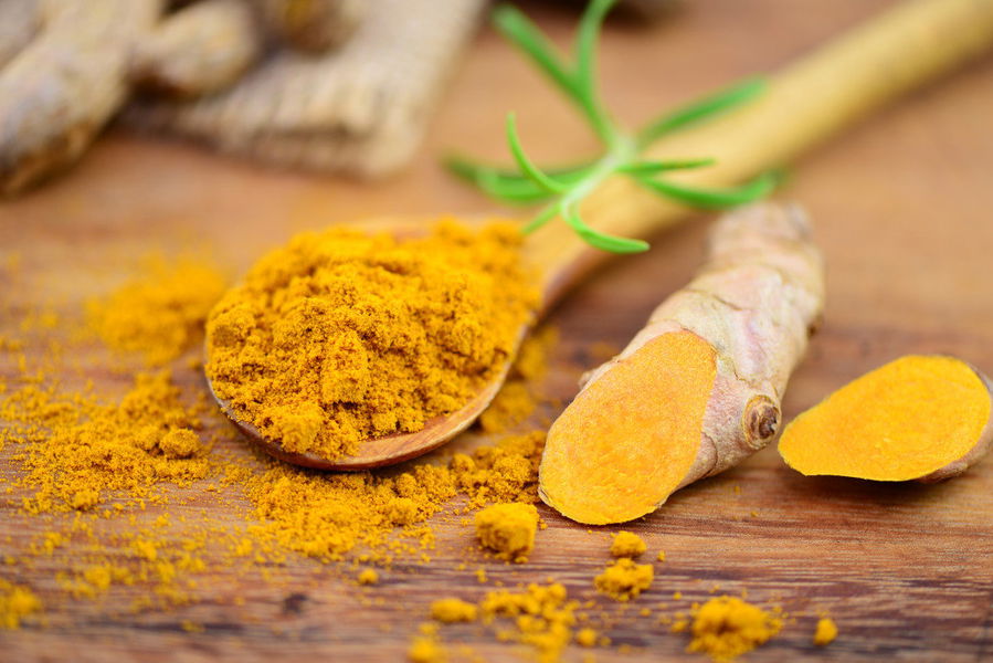 Come usare la curcuma per dimagrire e perdere peso