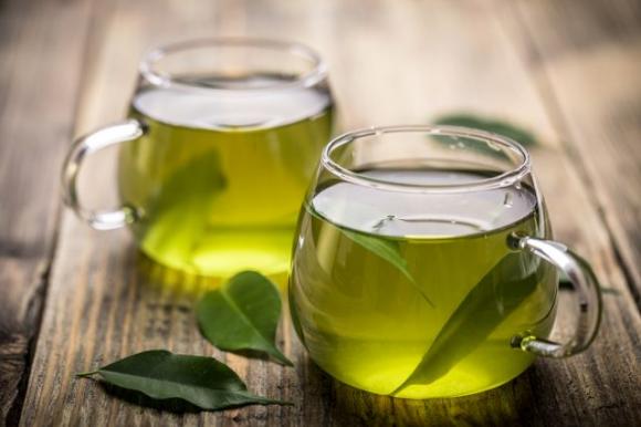 Cosa succede al corpo quando si consuma tè verde
