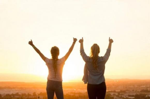 Scegli uno di questi 6 simboli e ti diremo alcuni aspetti della tua personalità