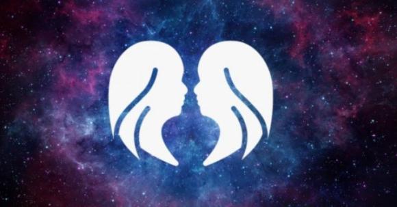 Come ti comporti quando ti stai innamorando, secondo il tuo segno zodiacale