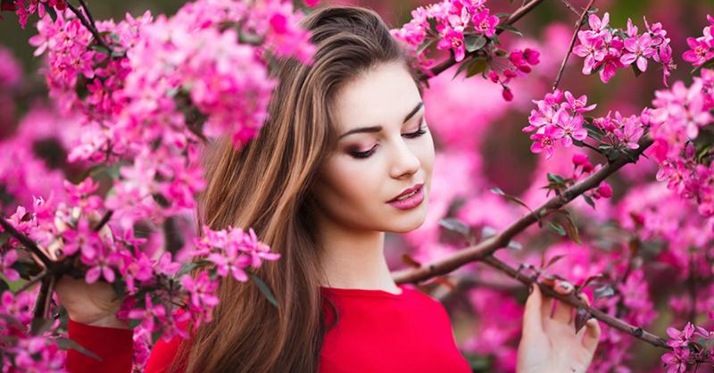 Capelli color cioccolato: come farli a casa e a chi stanno davvero bene