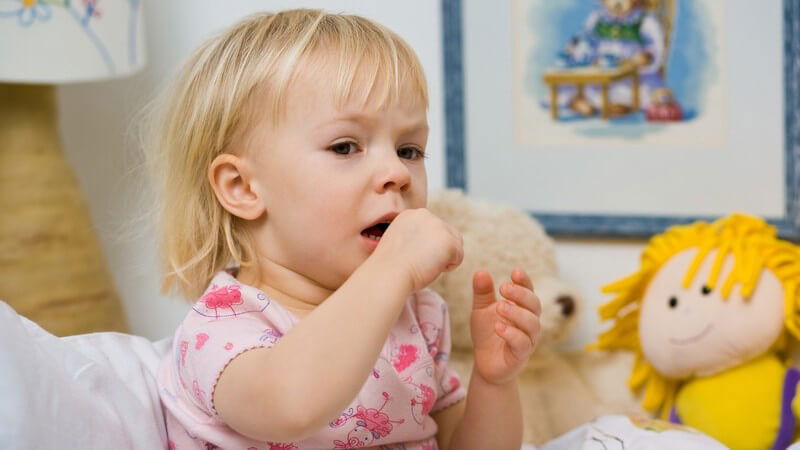 Tosse secca persistente nei bambini: cura e rimedi utili