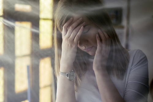 8 segnali di allarme che indicano che sei mentalmente ed emotivamente esausto