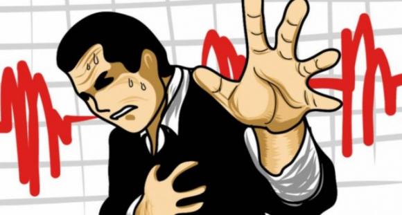 Un mese prima di un attacco di cuore il tuo corpo ti avvertirà con questi 8 segnali
