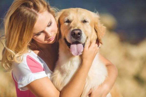 Il mio cane è la mia famiglia e io lo amo come un bambino