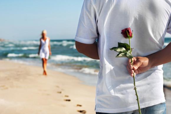 Compatibilità tra segni: Uomo Acquario e donna Gemelli, l’amore è nell’aria