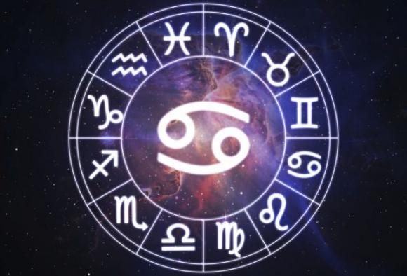 Alcune brutali verità sull’amare una donna del segno zodiacale del Cancro