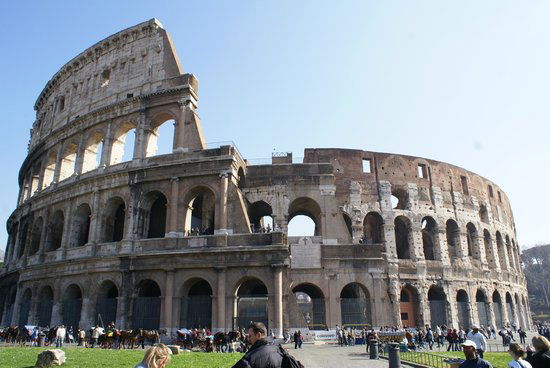 Ecco dove dovresti andare in vacanza, secondo il tuo segno zodiacale