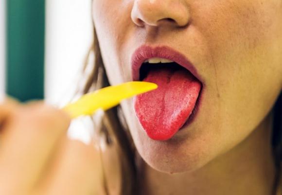 10 segni che indicano una carenza di vitamina B12