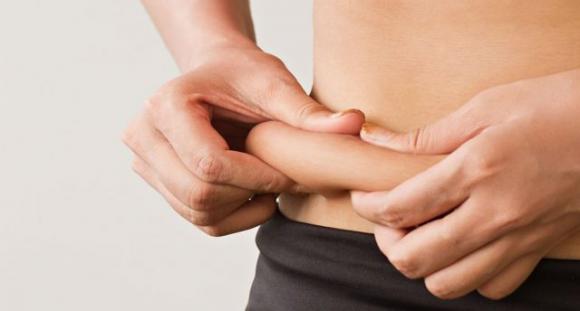 Una donna mostra la sua incredibile trasformazione dopo aver smesso di bere alcool