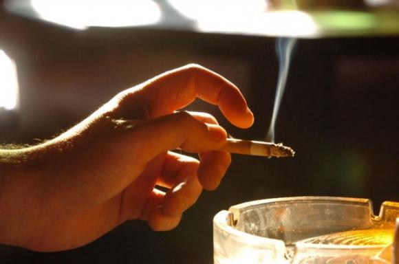 Se hai (avuto) il vizio del fumo, prova questa bevanda che purifica i polmoni!