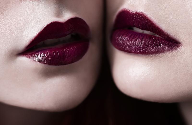 Rossetto bordeaux: come abbinarlo al make up viso