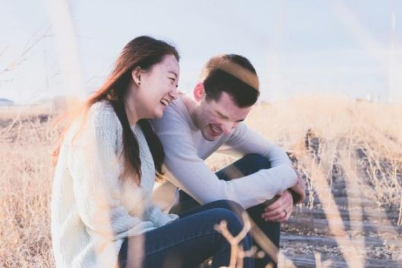 I sintomi del disturbo bipolare e come aiutare il tuo partner se ne soffre