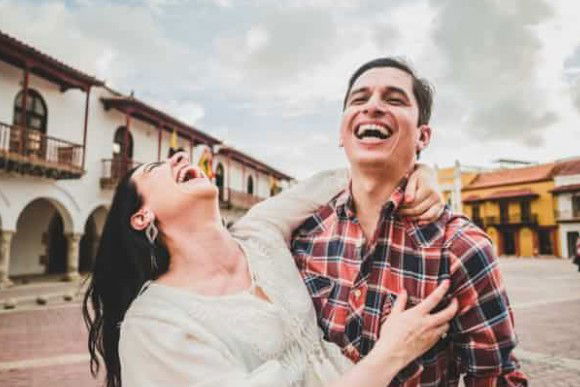 Il miglior consiglio da seguire se cerchi l’amore, in base al tuo segno zodiacale