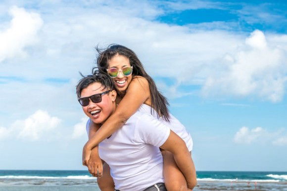 Ecco come si comporta ogni segno zodiacale quando si sta segretamente innamorando