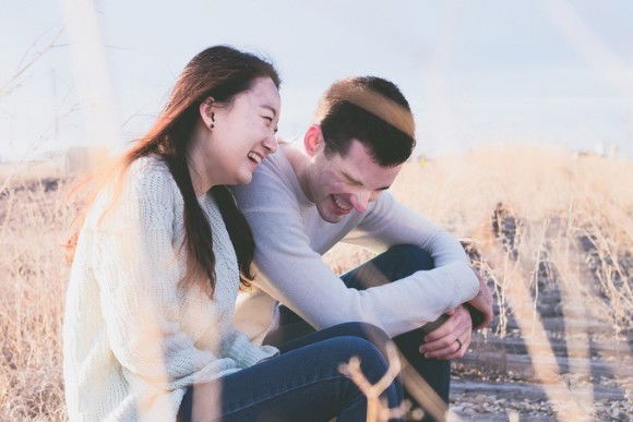 Ecco come si comporta ogni segno zodiacale quando si sta segretamente innamorando