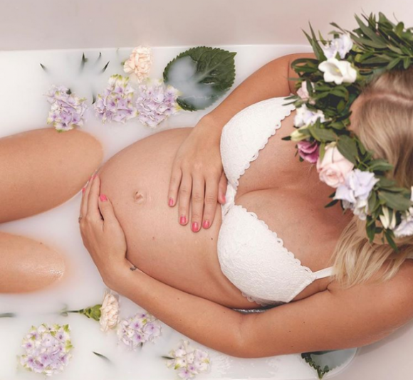 Cosa piace di più a un bimbo quando si trova nella pancia della mamma