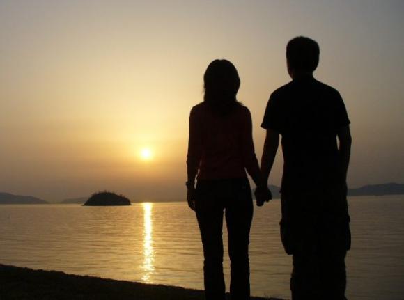 Se il tuo partner fa queste 5 cose, faresti meglio a tornare single