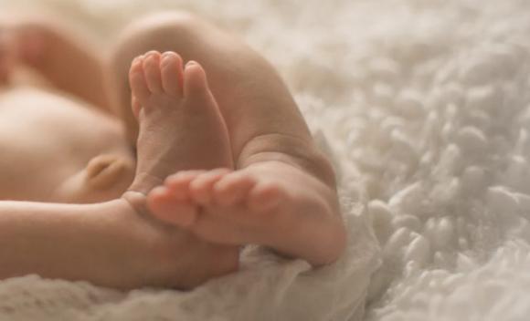 Si diventa mamme sempre più tardi: “Il sorpasso delle quarantenni”