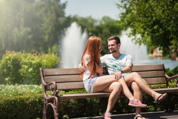 Se il tuo uomo fa queste 8 cose, ti ama davvero