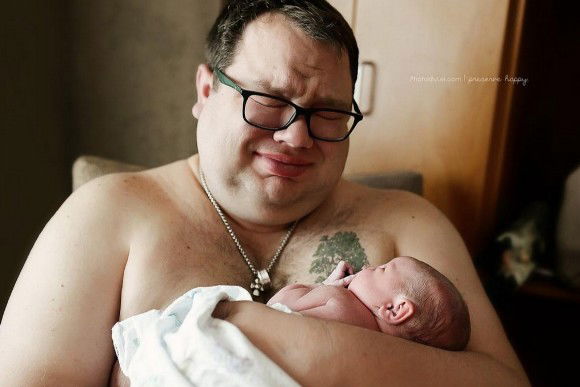 Queste immagini mostrano l’importanza di un padre nella vita di un bambino