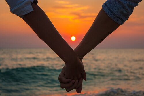 Alcune persone non sono fedeli a te, ma al bisogno di te. Quando i loro bisogni cambiano, non ti vogliono più